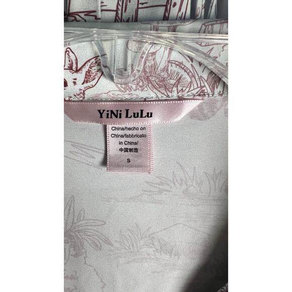 YiNi LuLu Silky Rabbit Print Button Down 2 Piece Pjs Long Sleeve Sz S NWOT 🐰 - Picture 5 of 8